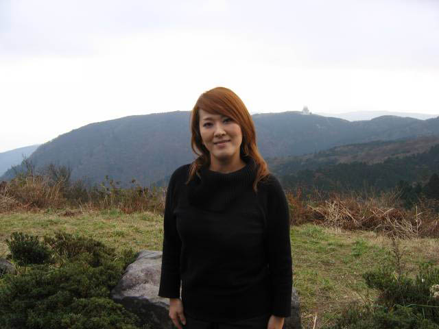 Hikaru on a hill in Hakone