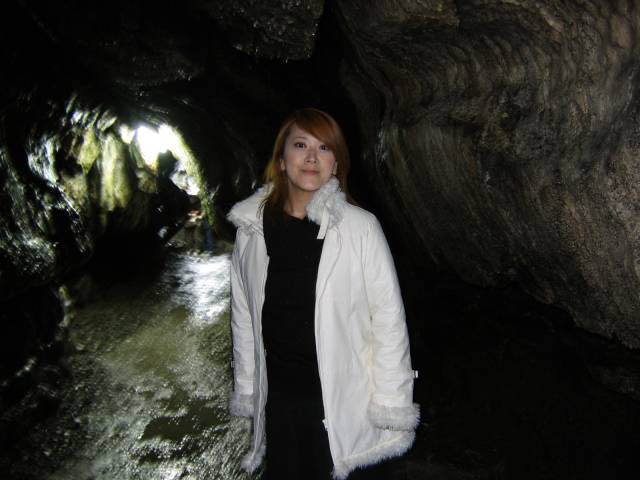 Hikaru in the caverns. The use of slow shutter speed produced a very interesting image!